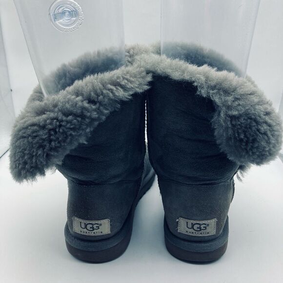 UGG Australia Women’s Bailey Button Leather/Sheepskin Boots 6 - Picture 6 of 12